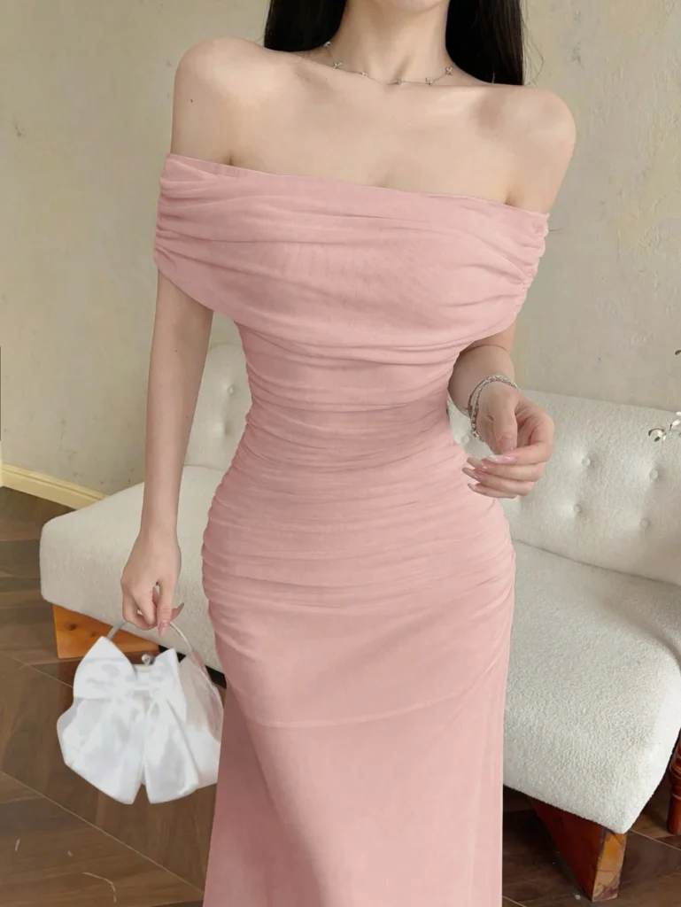 فساتين سهرة ناعمة